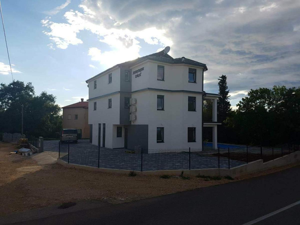 Apartmani Zaric Malinska Esterno foto