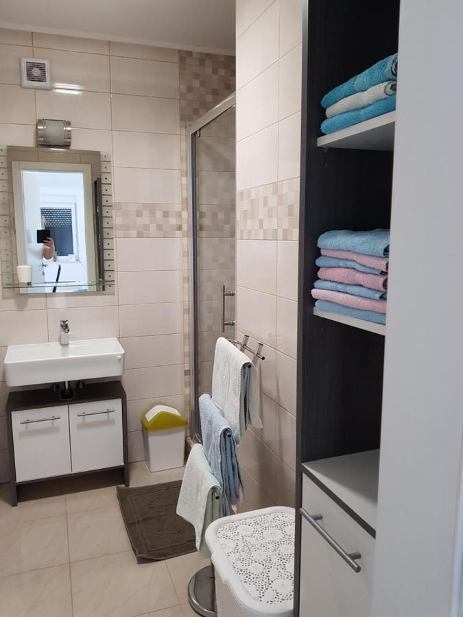 Apartmani Zaric Malinska Esterno foto