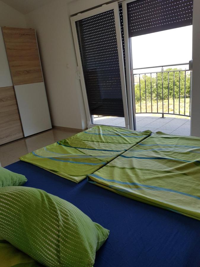 Apartmani Zaric Malinska Esterno foto