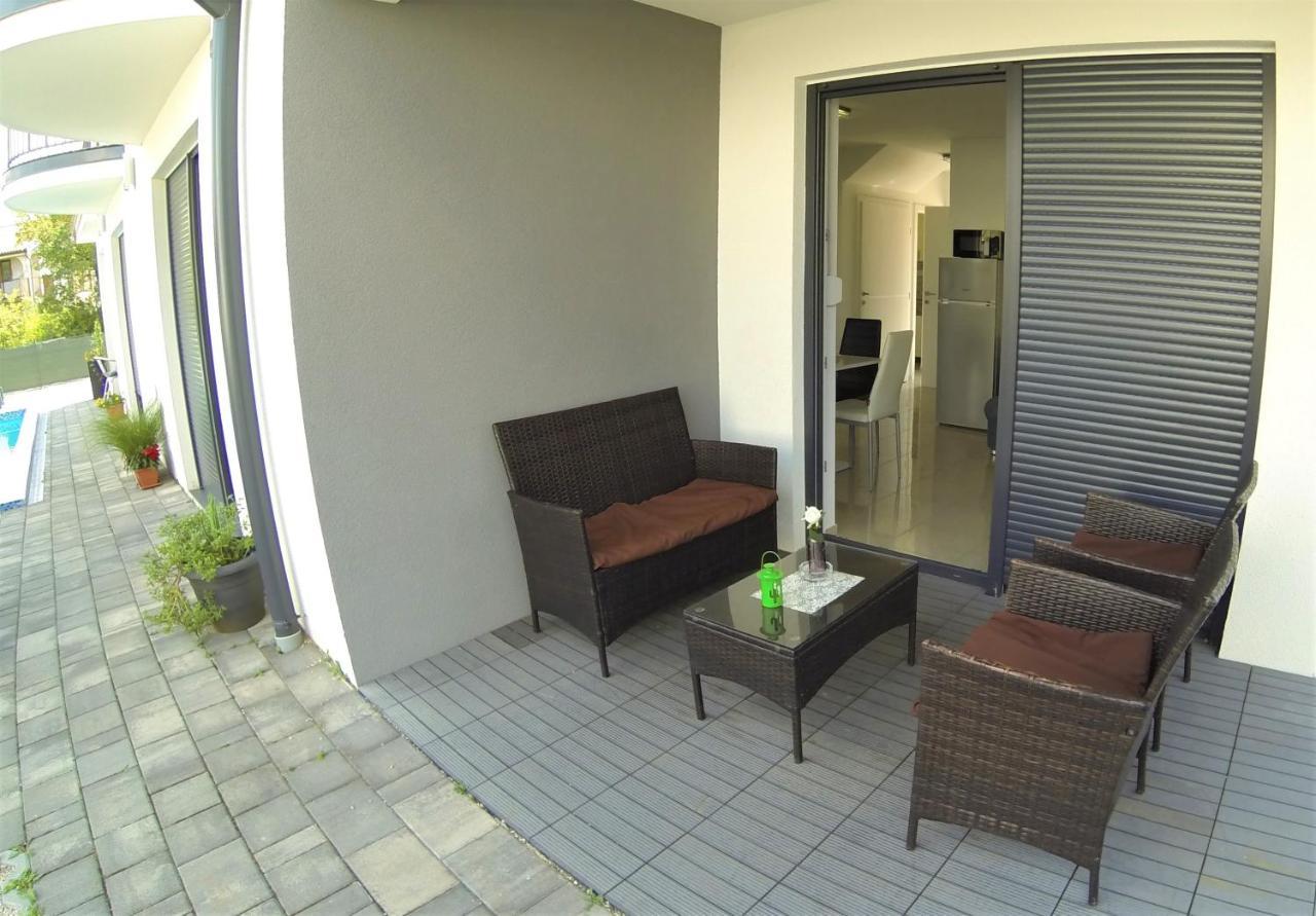 Apartmani Zaric Malinska Esterno foto