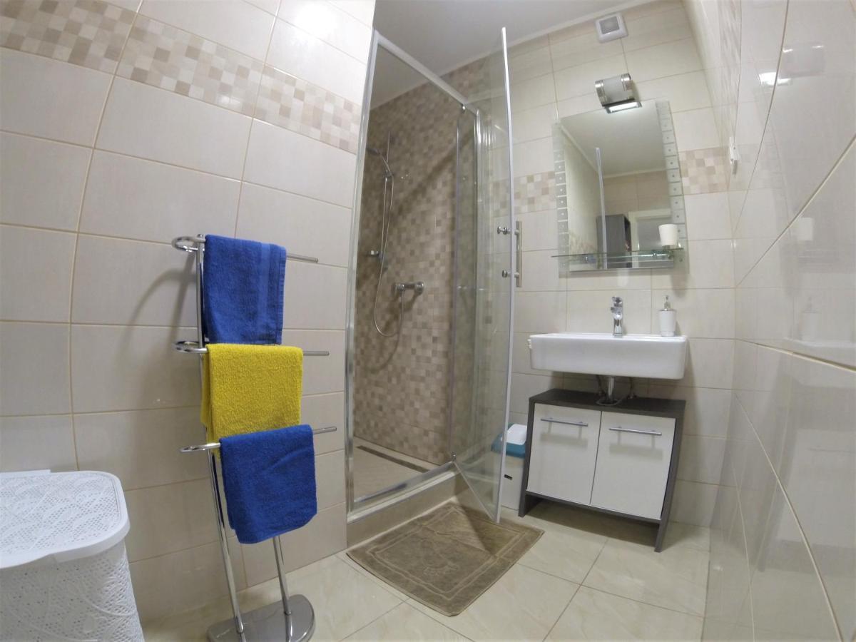 Apartmani Zaric Malinska Esterno foto