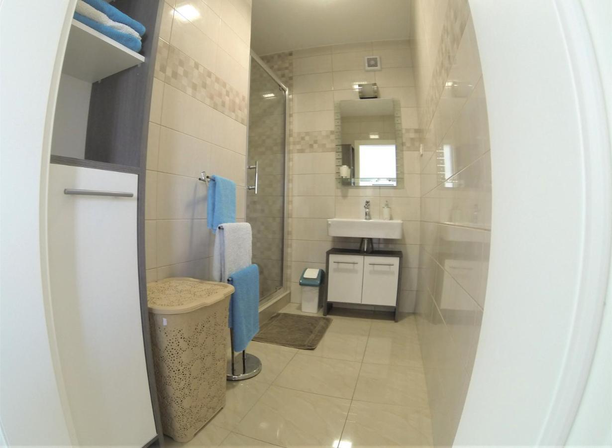 Apartmani Zaric Malinska Esterno foto